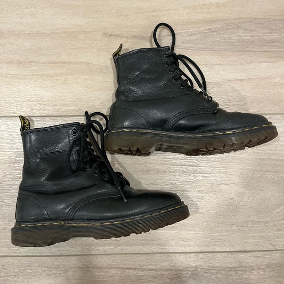 Doc Martens Dr. 90’s Vintage 1460 Boots Made in England UK 5 greasy US 7 - Picture 2 of 10